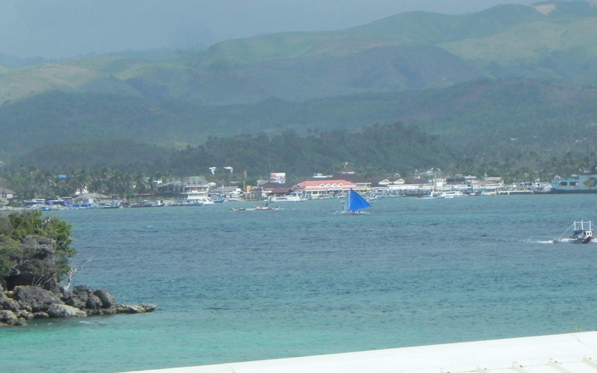 Boracay Actopia Resort Екстер'єр фото